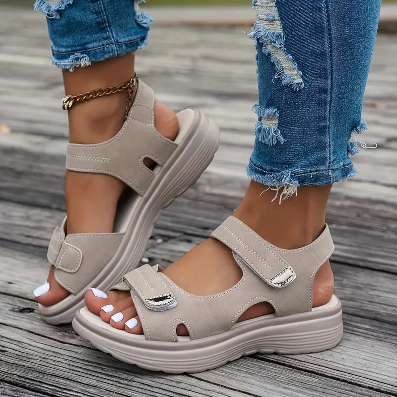 AIRO EASE ™ | Ortopediska kilklackssandaler – Stabilitet och komfort för dina fötter med premiumdesign