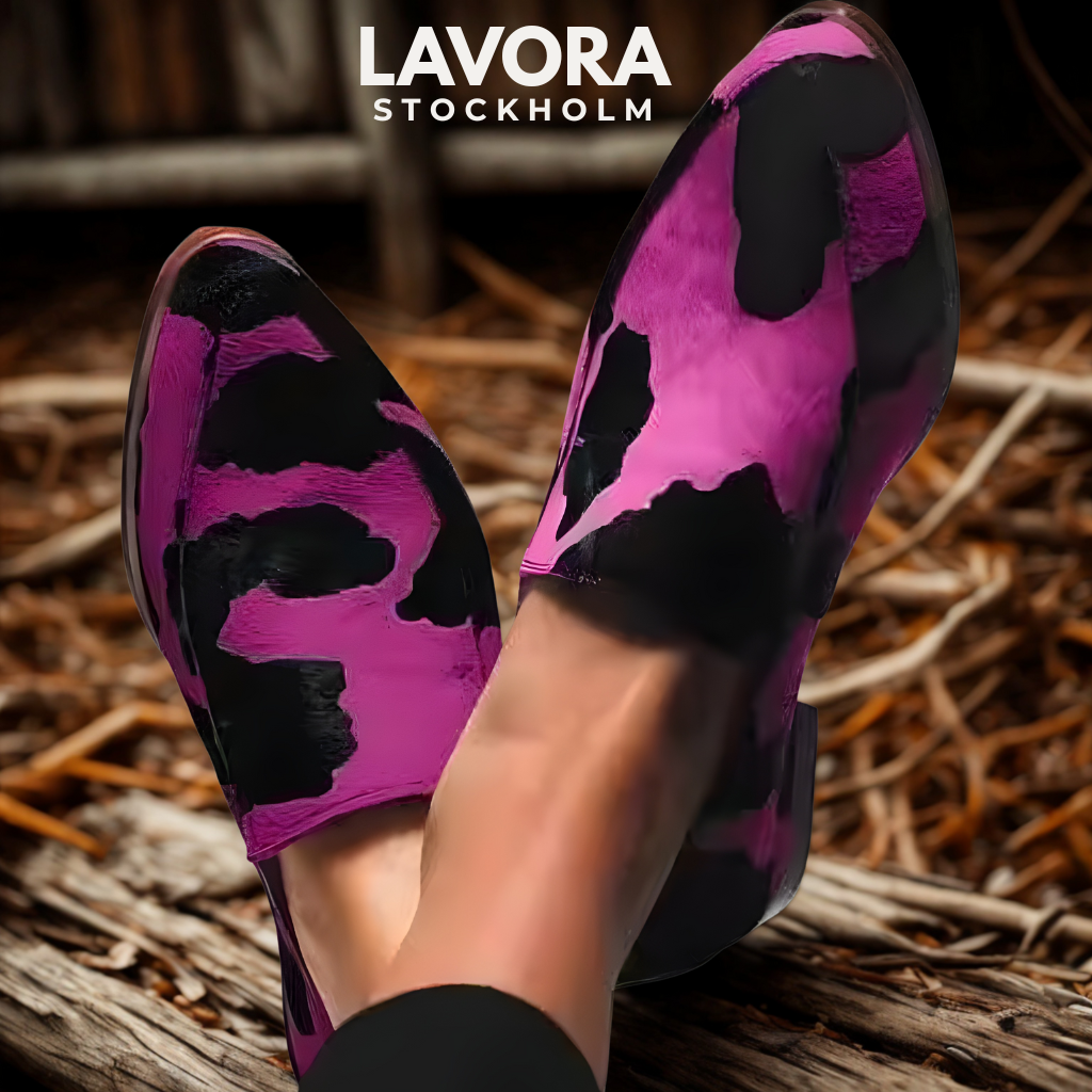 MAJA™ | Stilrena loafers med låg klack och trendigt kohudsmönster