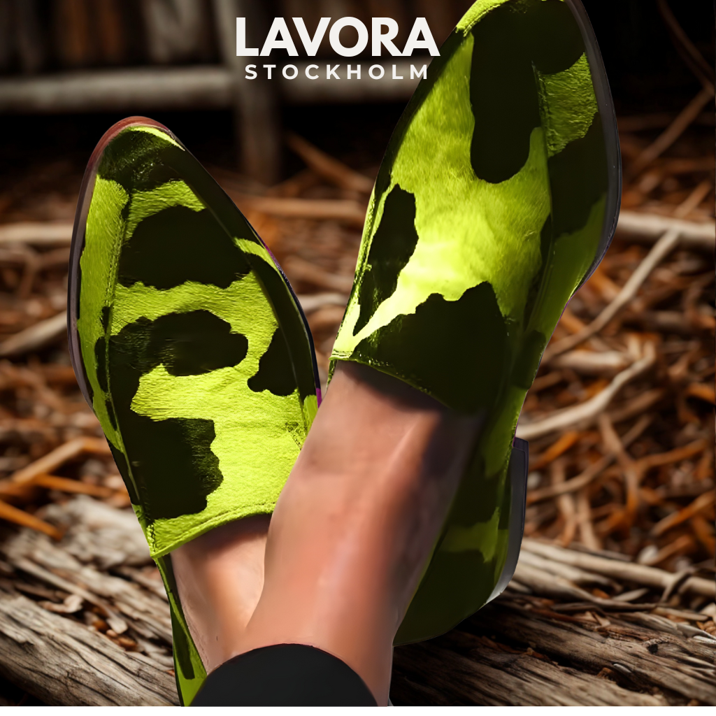 MAJA™ | Stilrena loafers med låg klack och trendigt kohudsmönster