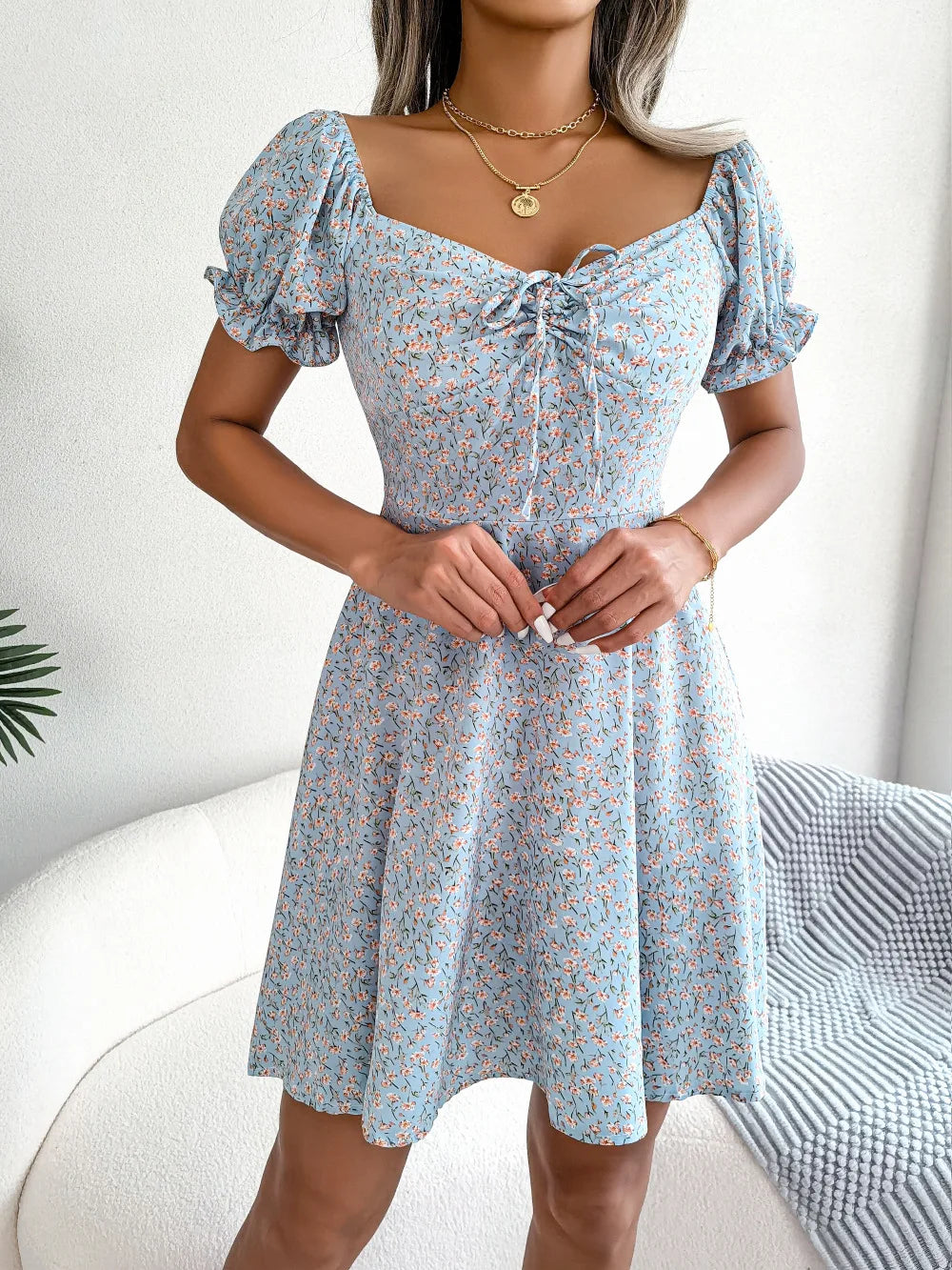 Lovis™ | Elegant sommarklänning i blommigt tryck