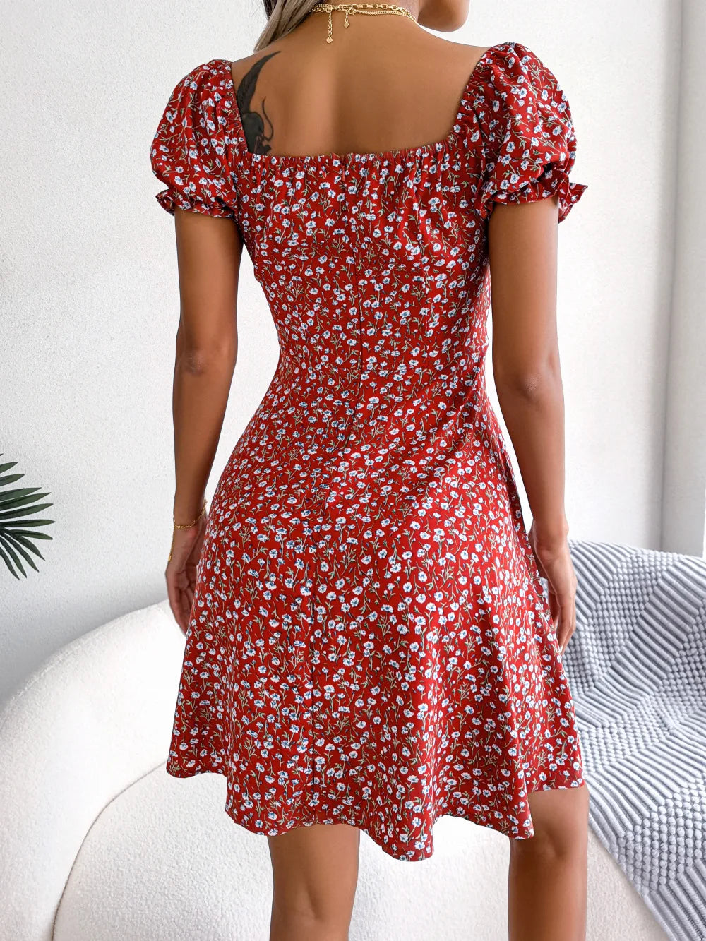 Lovis™ | Elegant sommarklänning i blommigt tryck