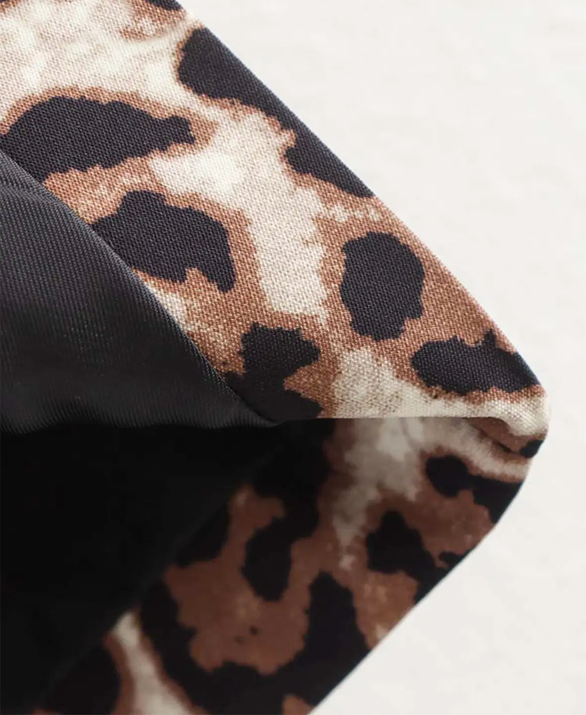 ALVA™ | Leopardmönstrad Väst