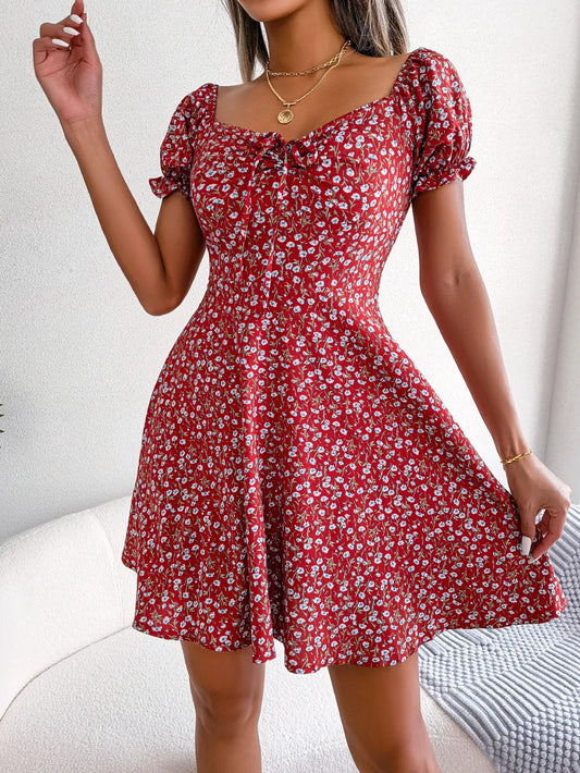 Lovis™ | Elegant sommarklänning i blommigt tryck