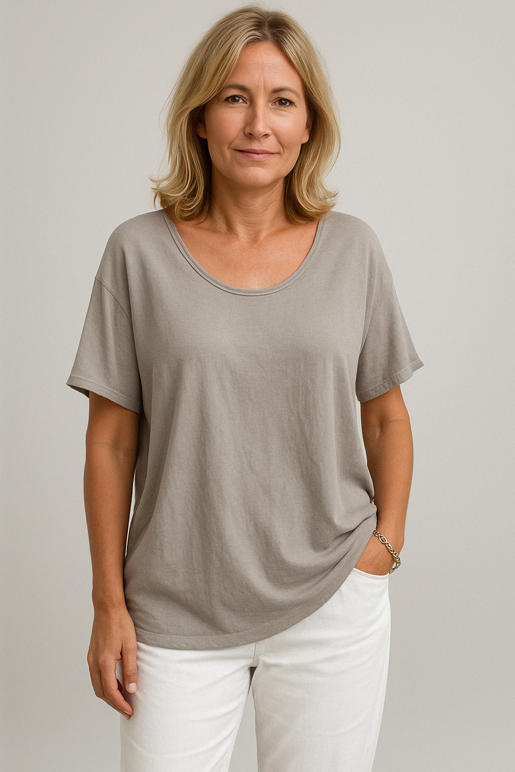 Astrid™ | Trendig Löst Sittande T-shirt